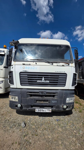 МАЗ 5440 4x2 Седельный тягач 5440В9-1420-031 — Б/У, 2017 г.