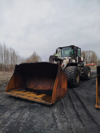 Lovol FL976 Фронтальный погрузчик FL976H — Б/У, 2022 г.