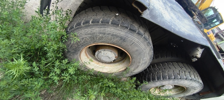 Shacman (Shaanxi) SX 6x6 Седельный тягач SX42586V385 — Б/У, 2023 г.