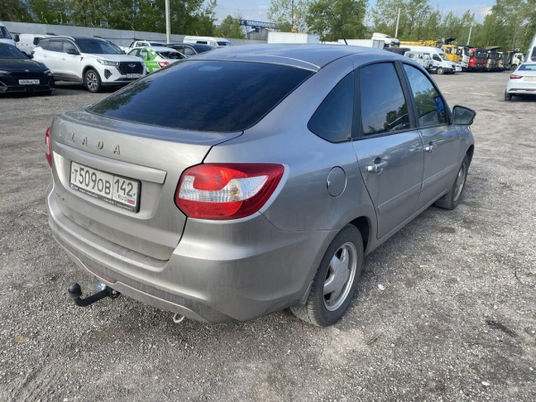LADA GRANTA #Клуб 1.6 90hp 5MT — Б/У, 2022 г.