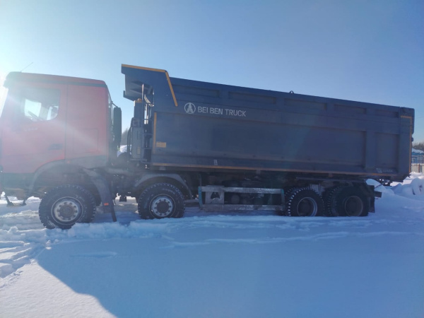 BEIBEN BBTR 8x4 Самосвал 4143K — Б/У, 2024 г.