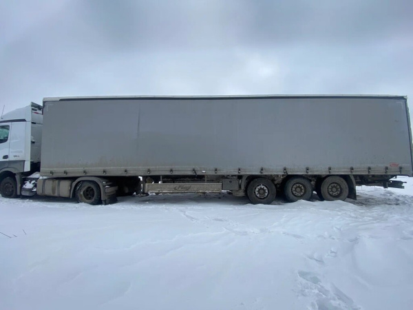 Fliegl SDS Полуприцеп Шторный/Бортовой SDS 350 — Б/У, 2024 г.