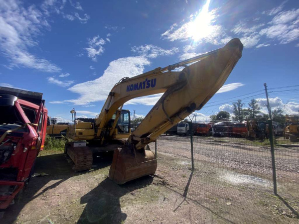 KOMATSU PC 300 Экскаватор — Б/У, 2021 г.