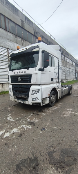 SITRAK C7H 4x2 Седельный тягач ZZ4186V361HE — Б/У, 2023 г.