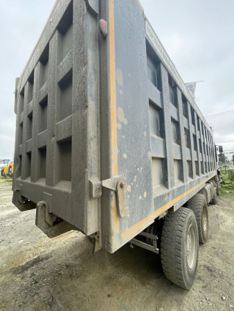 FAW J6 8x4 Самосвал СА3310Р66K24T4E5 — Б/У, 2023 г.