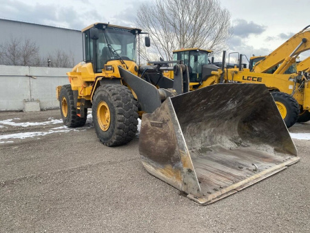 Volvo L120 Фронтальный погрузчик L120GZ — Б/У, 2019 г.