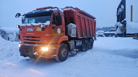 РЯЖСКИЙ АВТОРЕМОНТНЫЙ ЗАВОД МК-4534 на шасси КамАЗ 6520 6x4 КДМ — Б/У, 2023 г.