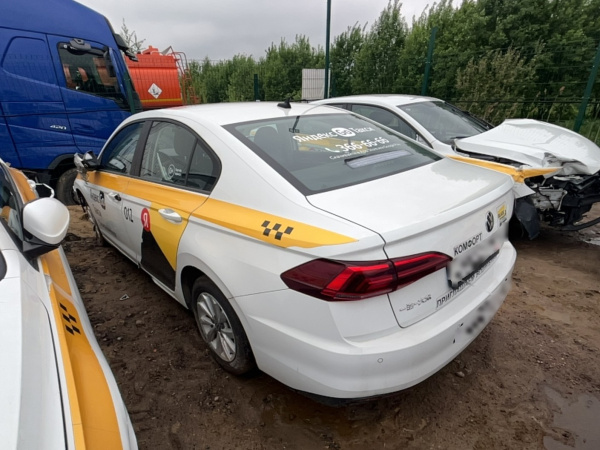 VOLKSWAGEN Fashion 1.5 AT — Б/У, 2022 г.