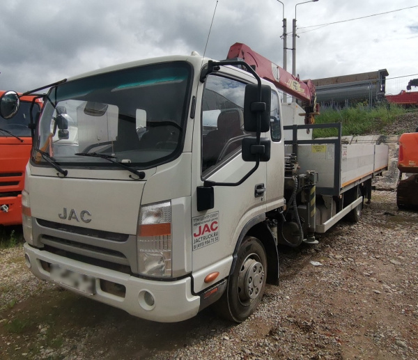 JAC SMA505 на шасси JAC N90 Бортовой с КМУ — Б/У, 2023 г.
