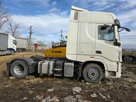 DongFeng GX 4x2 Седельный тягач DFH4180 — Б/У, 2024 г.