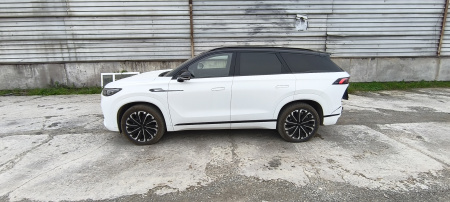 Jaecoo J8 2.0T DCT AWD Supreme — Б/У, 2024 г.