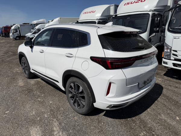 EXEED Luxury 1.5T CVT 2WD — Б/У, 2023 г.