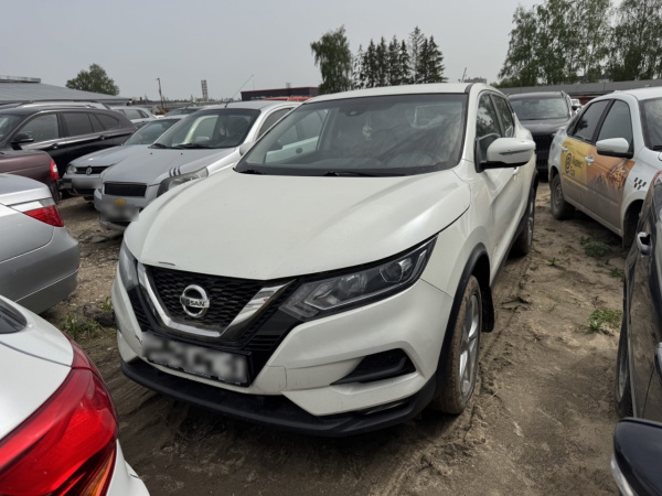 NISSAN 2.0 CVT 2WD LE+ — Б/У, 2019 г.