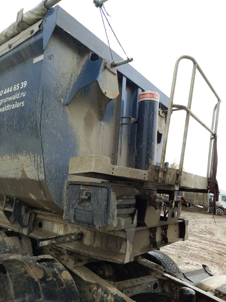 Grunwald 9453 Полуприцеп самосвальный 9453-0000010-50 — Б/У, 2023 г.