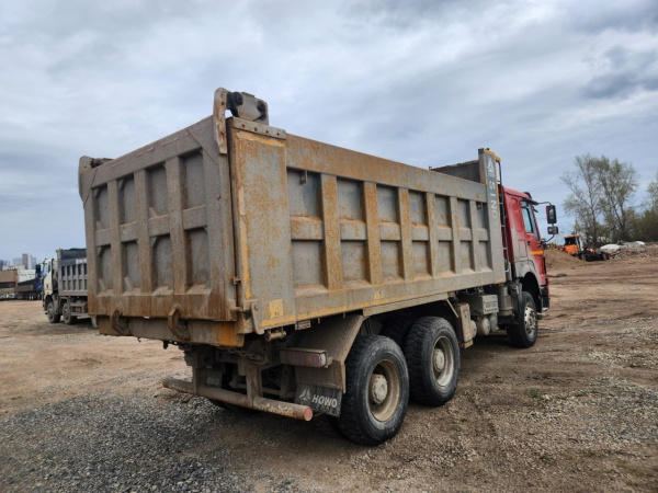 HOWO ZZ3327S3847E — Б/У, 2022 г.