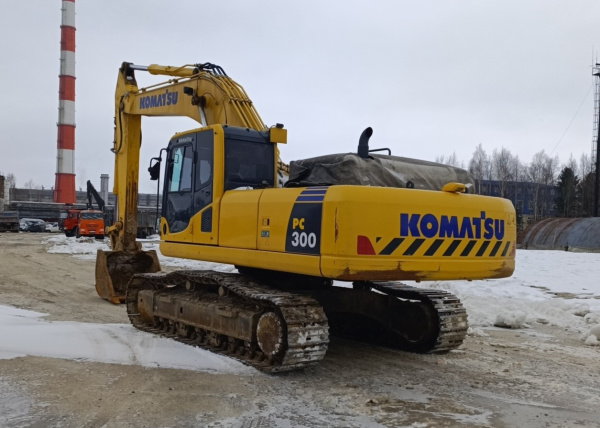 KOMATSU PC300-8MO Экскаватор — Б/У, 2021 г.