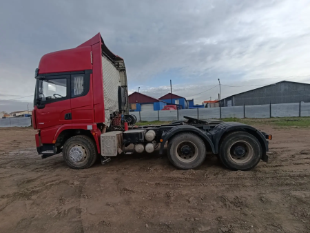 Shacman (Shaanxi) SX 6x4 Седельный тягач SX42584W324C — Б/У, 2022 г.