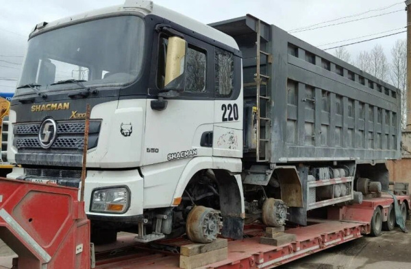 Shacman (Shaanxi) SX 8x4 Самосвал SX331863366 — Б/У, 2022 г.