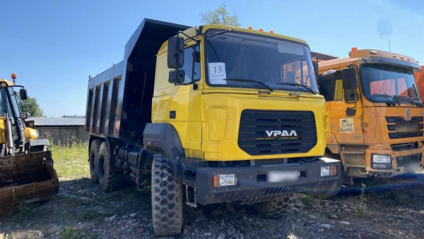 ЗАВОД СПЕЦМАШ SM02* на шасси Ural 6370 6x6 Самосвал — Б/У, 2021 г.