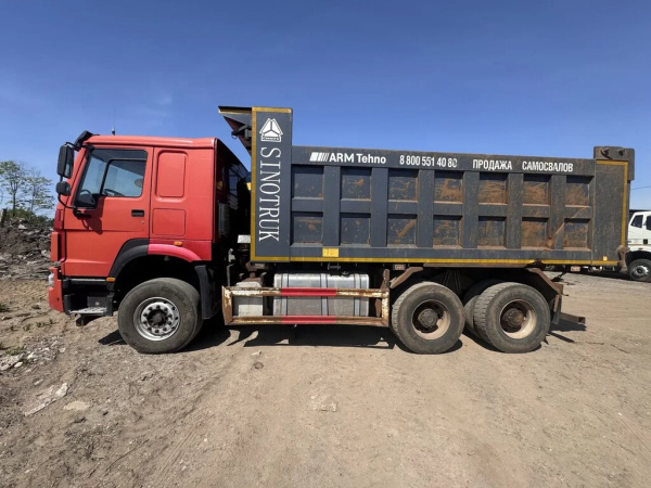 Howo ZZ 6x4 Самосвал ZZ3327S3847E — Б/У, 2021 г.