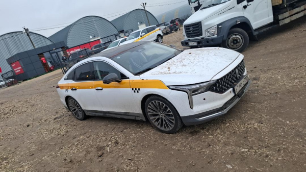 FAW (First Automotive Works) Bestune B70 — Б/У, 2023 г. (Балашиха, 110077 км)