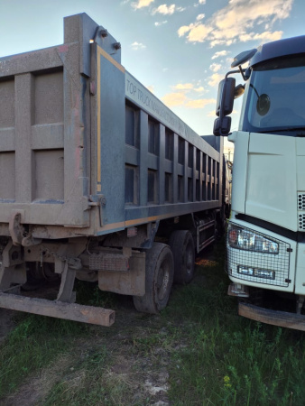FAW J6 8x4 Самосвал СА3310Р66K24T4E5 — Б/У, 2023 г.