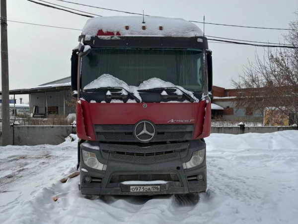 Mercedes-Benz Actros 6x4 Седельный тягач 2645 LS — Б/У, 2023 г.