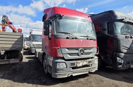MERCEDES-BENZ Actros 4x2 Седельный тягач — Б/У, 2017 г.