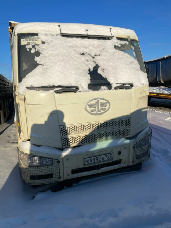FAW J6 6x6 Самосвал CA3250P66K24L1TE5 — Б/У, 2023 г.