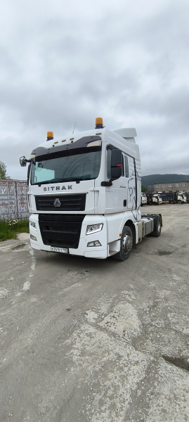 SITRAK C7H 4x2 Седельный тягач ZZ4186V361HE — Б/У, 2023 г.