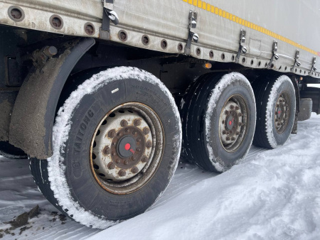 Kogel S24 Полуприцеп бортовой/шторный S24-1 — Б/У, 2020 г.