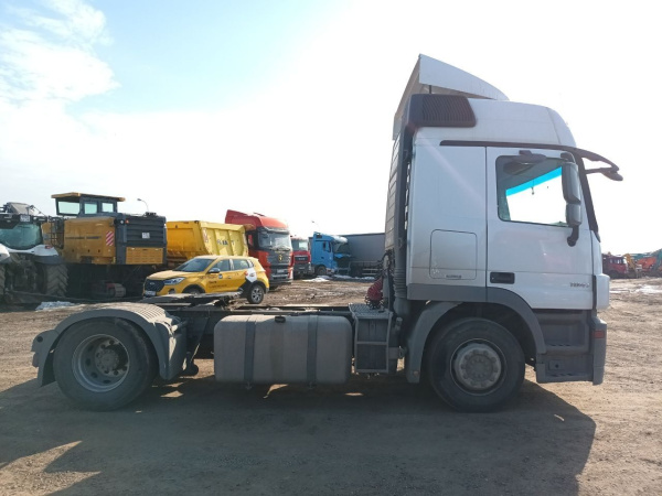 Mercedes-Benz ACTROS 4x2 Седельный тягач 1841 LS — Б/У, 2017 г.