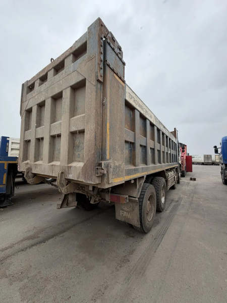 FAW CA 3310 8x4 Самосвал — Б/У, 2023 г.