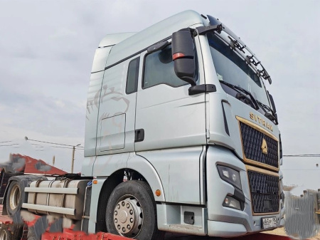 SITRAK C7H 4x2 Седельный тягач ZZ4186V361HE — Б/У, 2023 г.