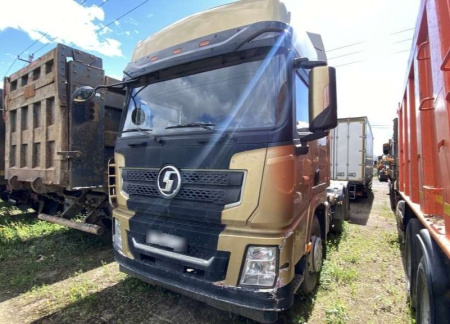 Shacman (Shaanxi) SX42584V324 — Б/У, 2022 г.