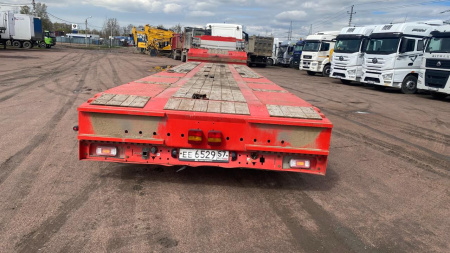 Тверьстроймаш 9939 Полуприцеп тяжеловоз 3 оси 993931-0022 — Б/У, 2023 г.