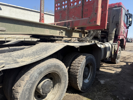 Shacman (Shaanxi) SX 6x6 Седельный тягач SX42586V385 — Б/У, 2022 г.
