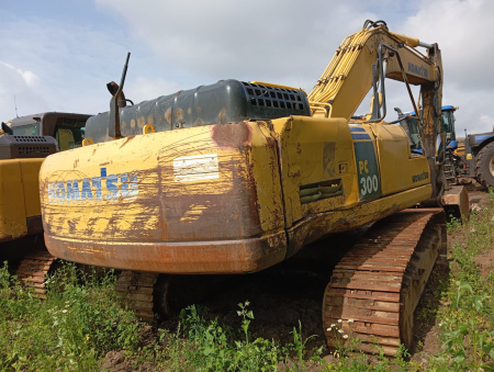 KOMATSU PC 300 Экскаватор — Б/У, 2012 г.