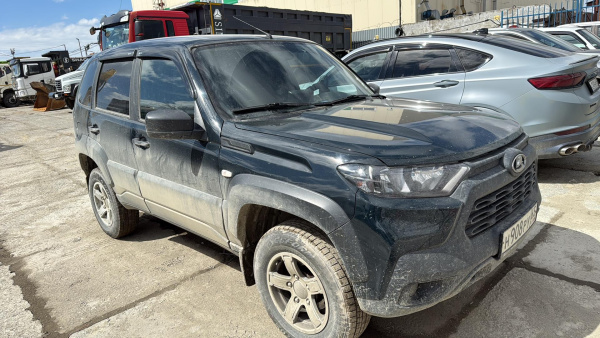 Lada Niva Travel — Б/У, 2024 г. (Южно-Сахалинск, 26961 км)