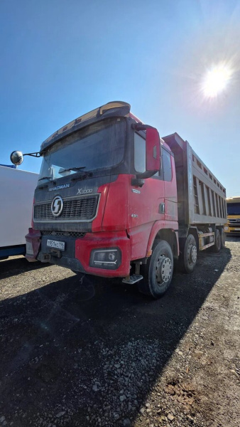 Shacman (Shaanxi) SX 8x4 Самосвал SX33186V366 — Б/У, 2023 г.