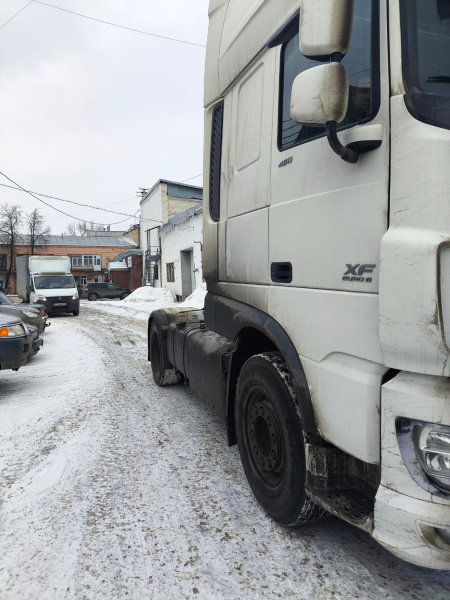 DAF XF 4x2 Седельный тягач FT XF 105 460 — Б/У, 2017 г.
