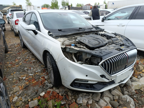 Hongqi Flagship 1.8T — Б/У, 2022 г.