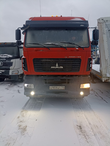 МАЗ 6430 6x4 Седельный тягач 6430С9-520-020 — Б/У, 2021 г.