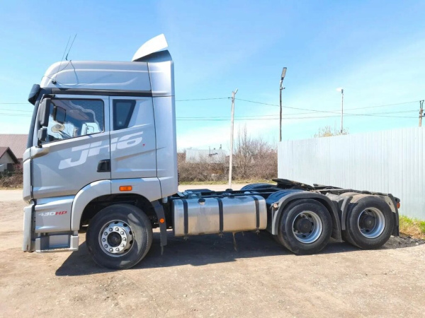 FAW JH6 6x4 Седельный тягач CA4250P25K15T1E5A80 — Б/У, 2023 г.