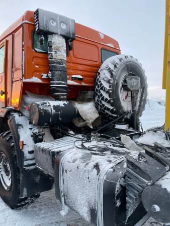 КамАЗ 44108 6x6 Седельный тягач 44108-10 — Б/У, 2023 г.