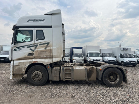 FAW J7 4x2 Седельный тягач CA4180P77K25E5 — Б/У, 2023 г.