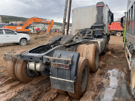 BEIBEN ND 6x6 Седельный тягач ND4250FD5J7Z22 — Б/У, 2023 г.