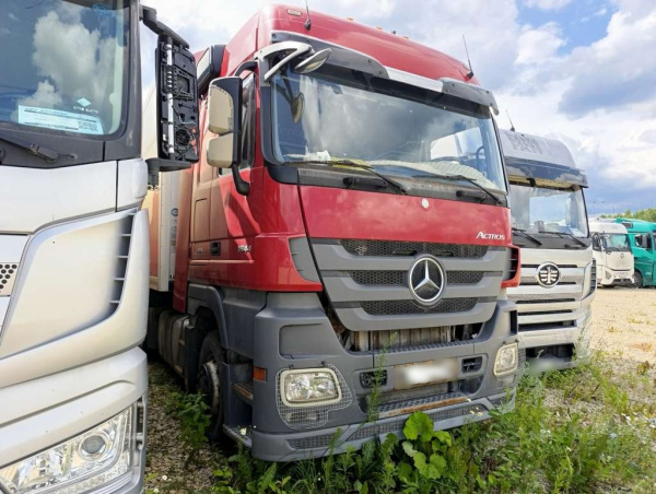 MERCEDES-BENZ Actros 1844LS 4x2 Седельный тягач — Б/У, 2017 г.