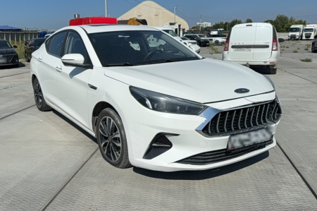 JAC Luxury 1.5 CVT (I поколение) — Б/У, 2023 г.