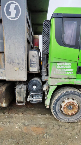 Shacman (Shaanxi) SX 6x4 Самосвал SX32586V384 — Б/У, 2022 г.
